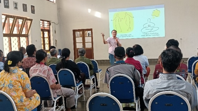 Pelatihan Pengenalan Jati Diri